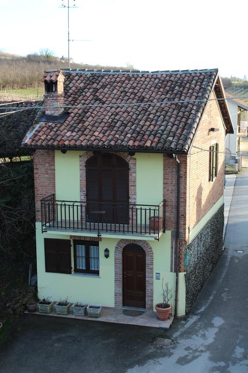 Tra... Monti E Vigne Bed & Breakfast La Morra Exterior foto