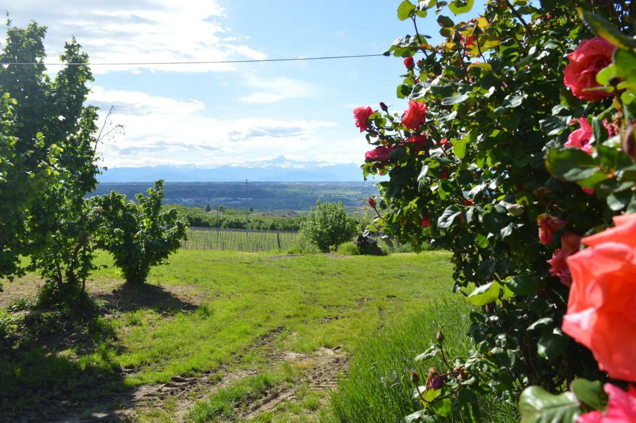 Tra... Monti E Vigne Bed & Breakfast La Morra Exterior foto